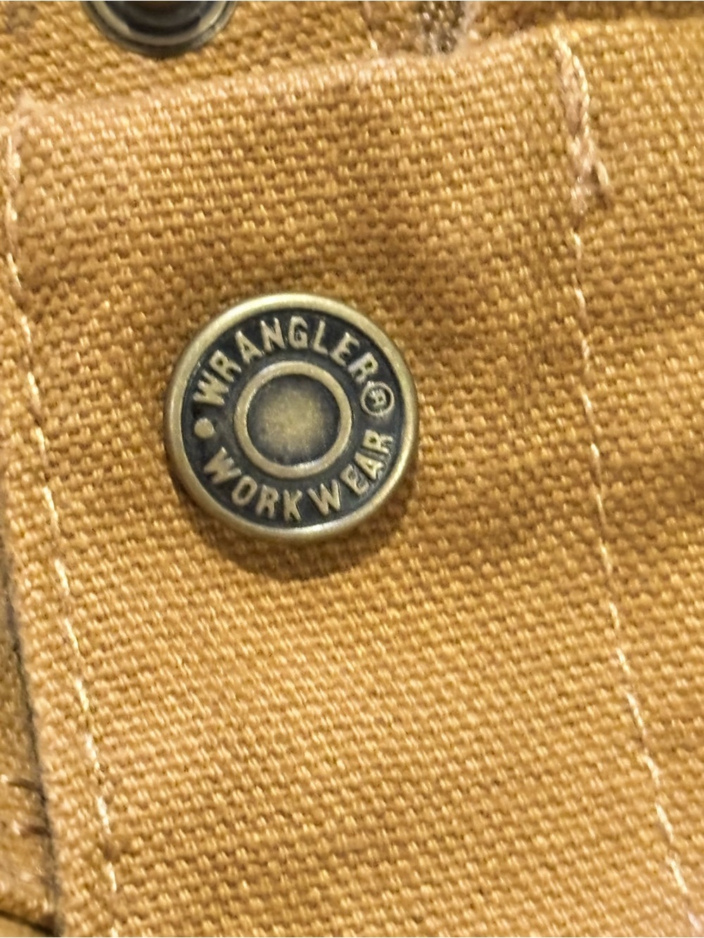 Wrangler Hooded Field Jacket in Camel - Picture 3 of 10